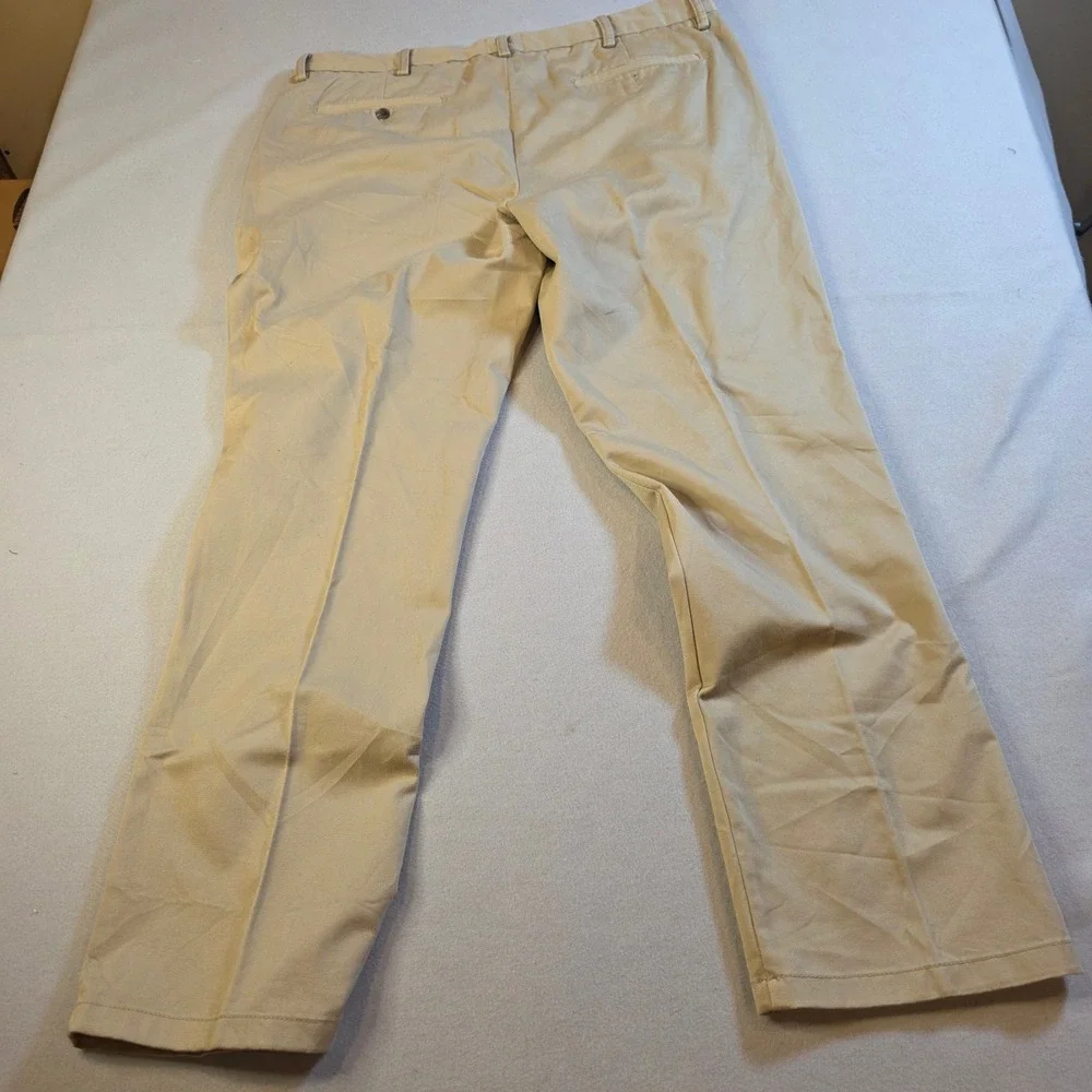 St Johns Bay Mens 40x32 Pleated Chino Pants Khaki Tan Easy Care Distressed Work